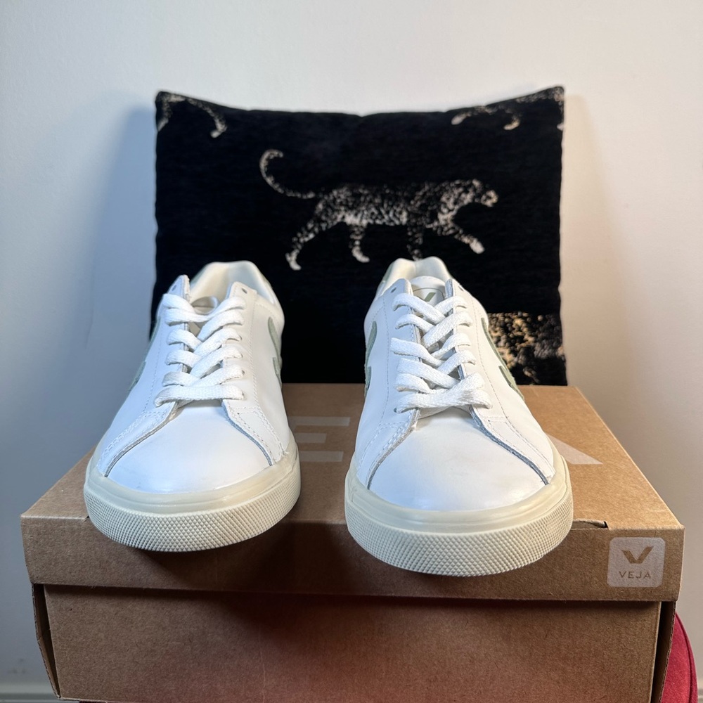 New Veja Esplar Sneaker in Extra White & Clay mens womens skater platform EU 40 - Picture 5 of 10